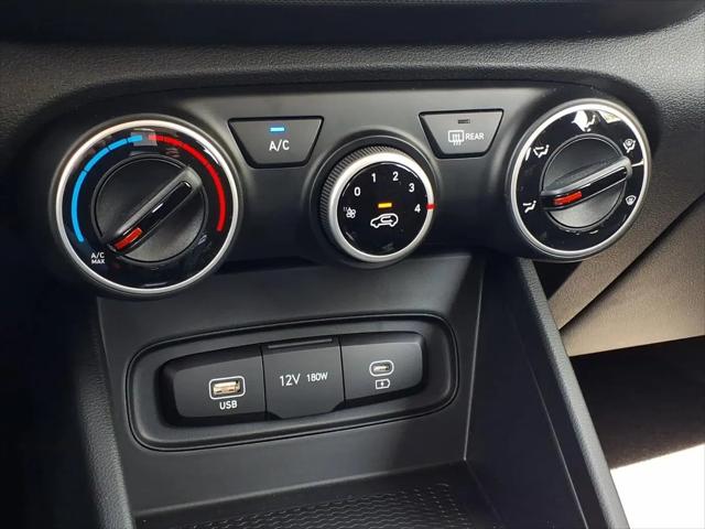 2026 Hyundai Venue SE