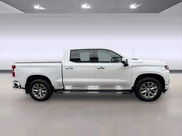2022 Chevrolet Silverado 1500 4WD Crew Cab Short Bed High Country