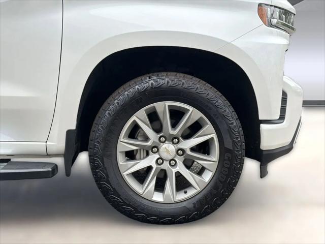 2022 Chevrolet Silverado 1500 4WD Crew Cab Short Bed High Country