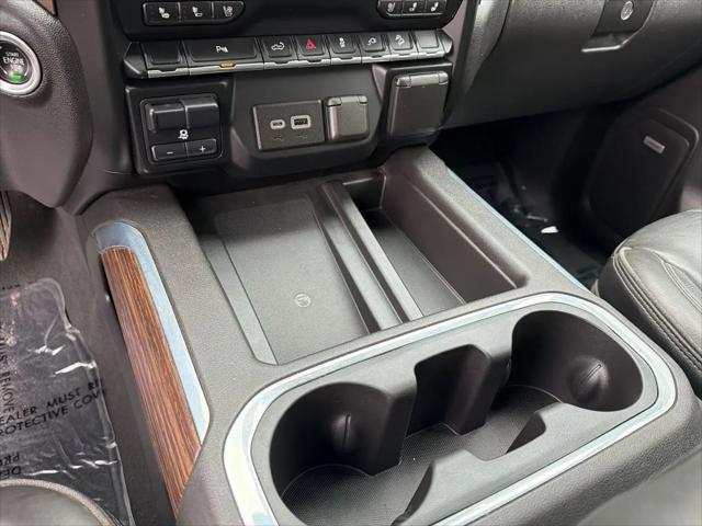 2022 Chevrolet Silverado 1500 4WD Crew Cab Short Bed High Country