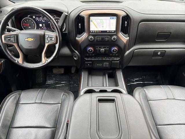 2022 Chevrolet Silverado 1500 4WD Crew Cab Short Bed High Country