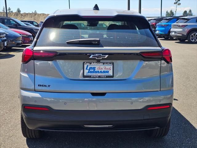 2027 Chevrolet Bolt LT FWD