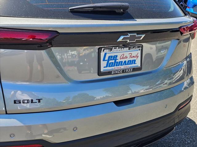 2027 Chevrolet Bolt LT FWD