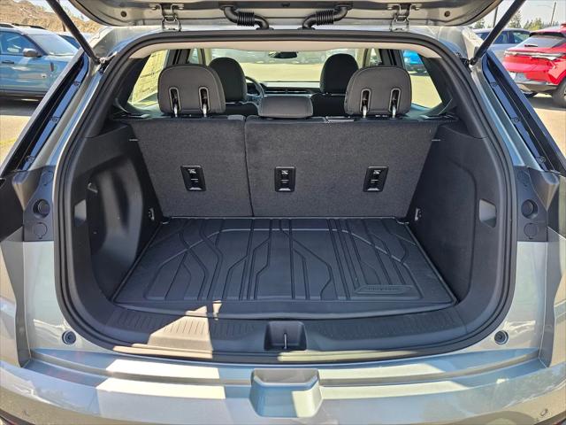 2027 Chevrolet Bolt LT FWD