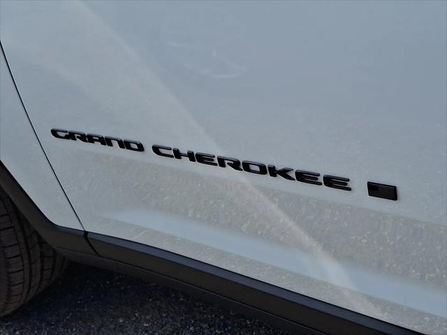 2026 Jeep Grand Cherokee L Altitude 4x4