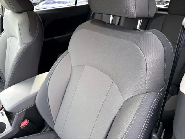 2025 Subaru Crosstrek 2.0i