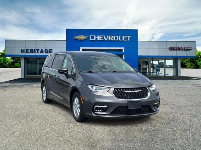 2023 Chrysler Pacifica Touring L for sale in Lawrenceburg, TN