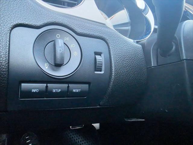 2011 Ford Mustang V6 Premium
