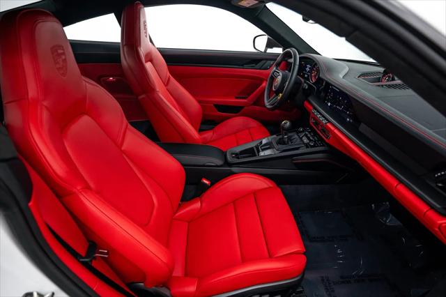 2024 Porsche 911 GT3 w/Touring Package