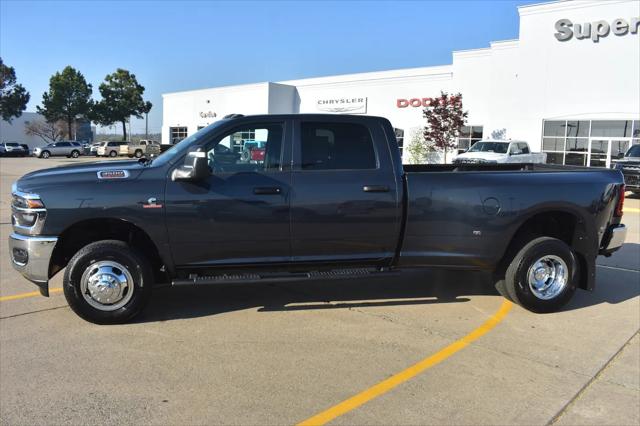 2026 Ram 3500 Tradesman Crew Cab 4x4 8' Box
