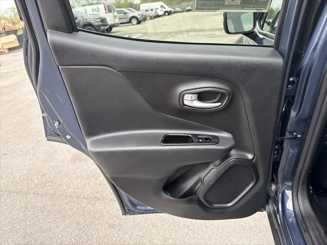 2023 Jeep Renegade Trailhawk 4x4
