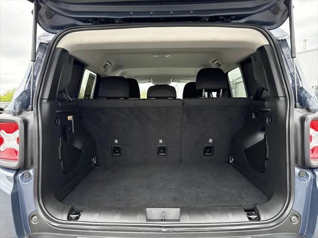 2023 Jeep Renegade Trailhawk 4x4
