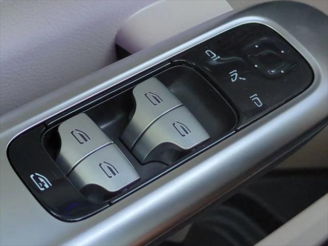 2026 Mercedes-Benz C-CLASS C 300 C 300