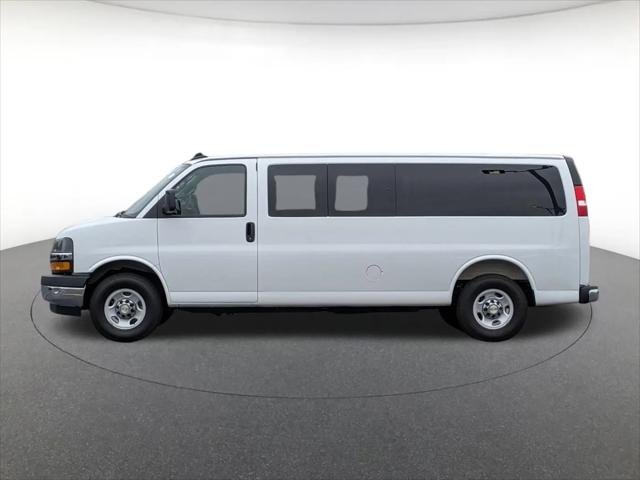 2025 Chevrolet Express Passenger RWD 3500 Extended Wheelbase LT