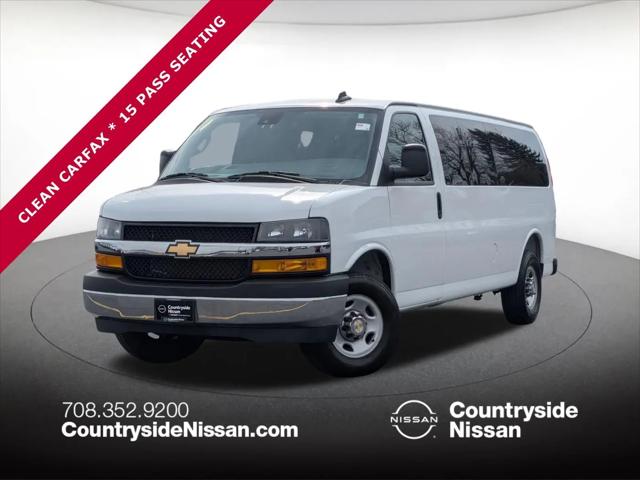 2025 Chevrolet Express Passenger RWD 3500 Extended Wheelbase LT for sale in Countryside, IL