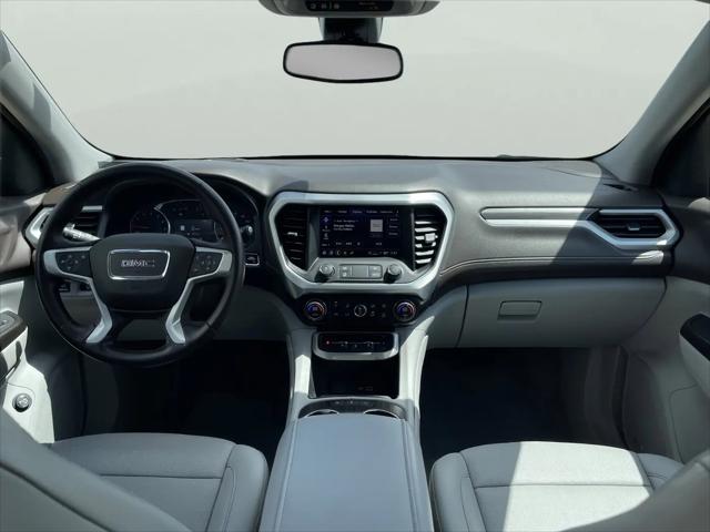 2023 GMC Acadia AWD SLT