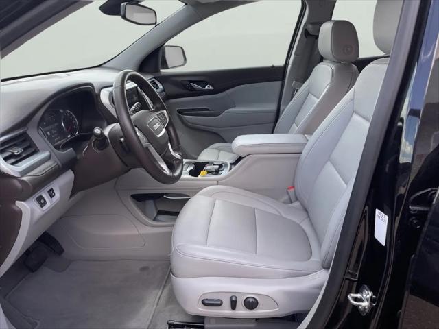2023 GMC Acadia AWD SLT