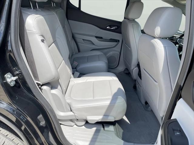 2023 GMC Acadia AWD SLT