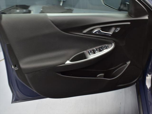 2025 Chevrolet Malibu FWD RS