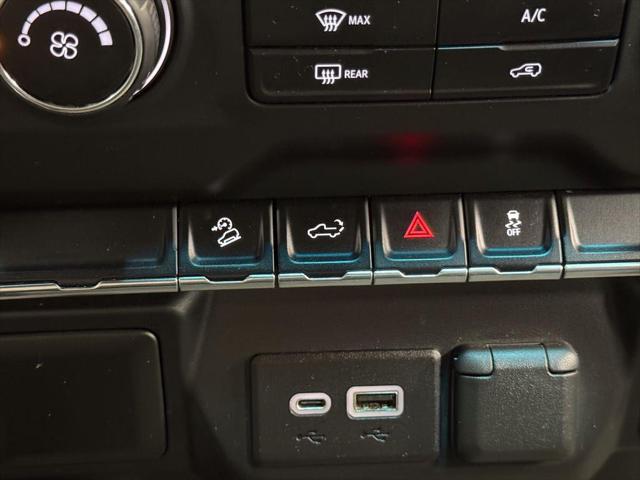 2021 Chevrolet Silverado 1500 4WD Crew Cab Short Bed Custom Trail Boss