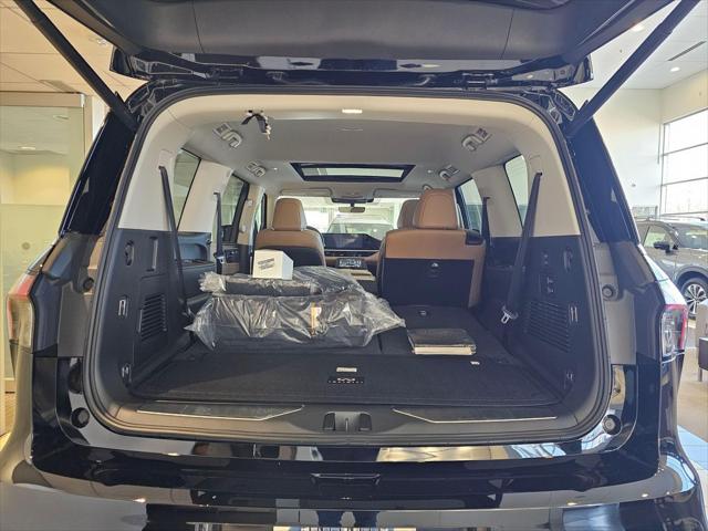 2026 INFINITI QX80 LUXE AWD
