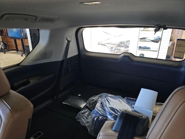 2026 INFINITI QX80 LUXE AWD