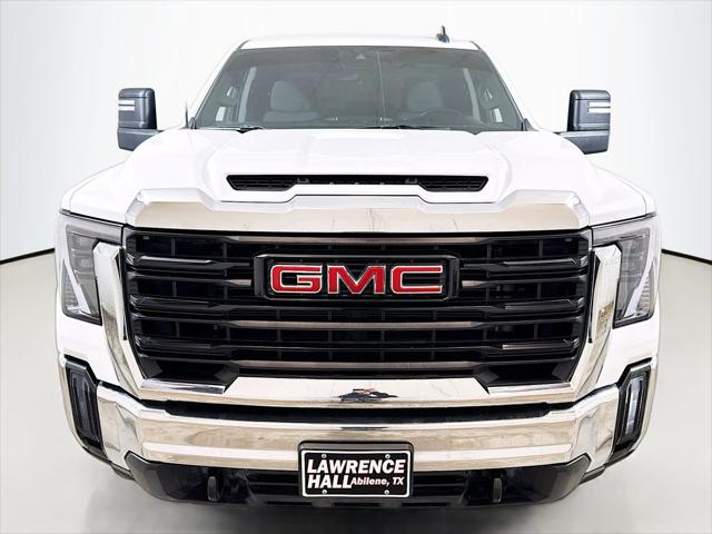 2025 GMC Sierra 2500HD 4WD Crew Cab Long Bed Pro