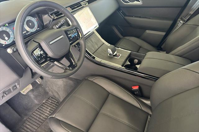 2026 Land Rover Range Rover Velar P250 Dynamic SE