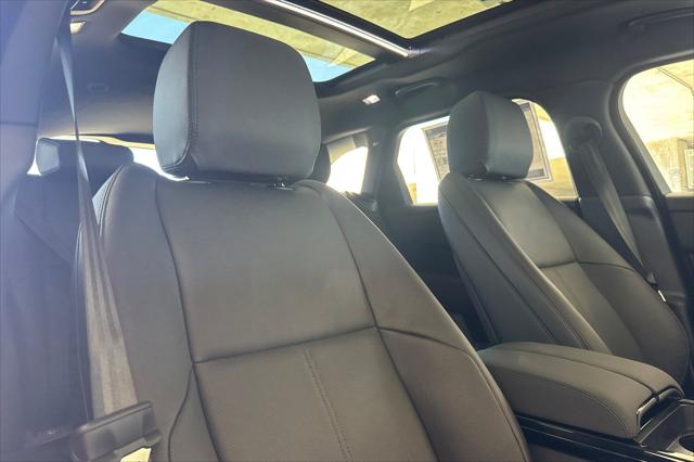 2026 Land Rover Range Rover Velar P250 Dynamic SE
