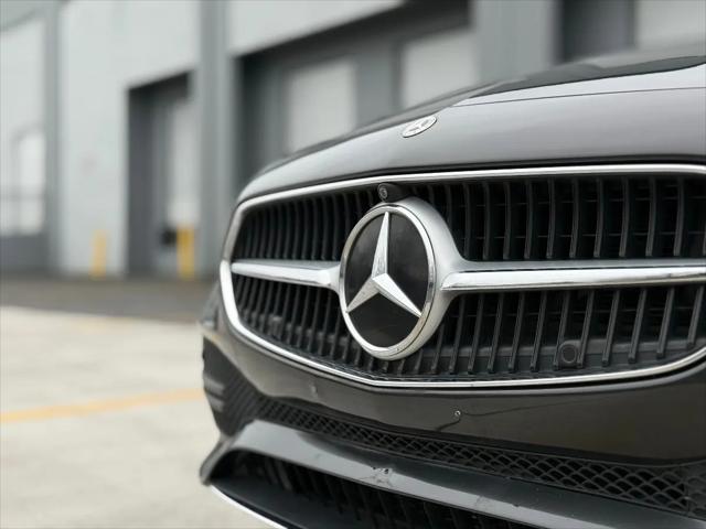 2023 Mercedes-Benz C-CLASS C 300 Sedan