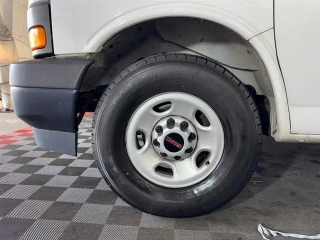 2018 GMC Savana 2500 Work Van