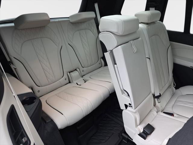 2026 BMW X7 M60i