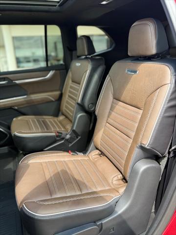 2026 GMC Acadia Denali Ultimate FWD