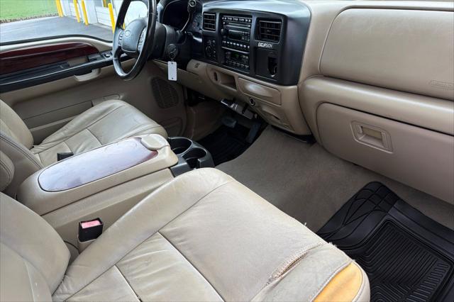 2005 Ford Excursion Limited