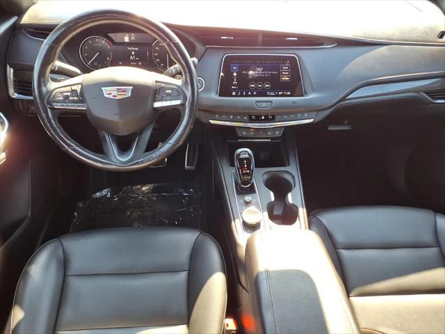 2021 Cadillac XT4 AWD Sport