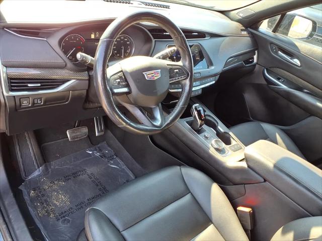 2021 Cadillac XT4 AWD Sport