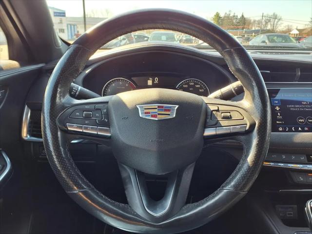 2021 Cadillac XT4 AWD Sport