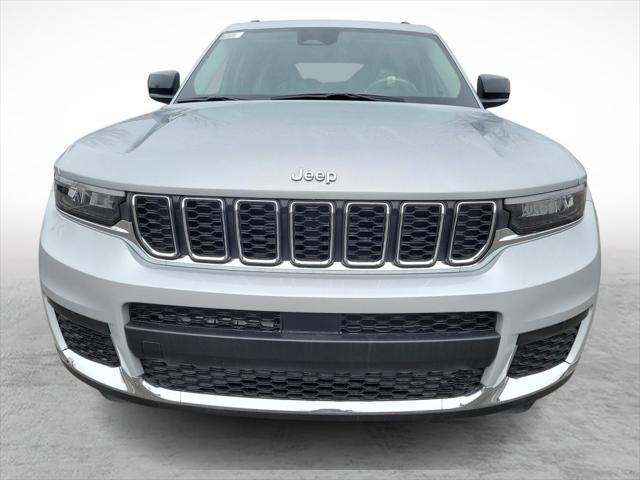 2023 Jeep Grand Cherokee L Laredo 4x4