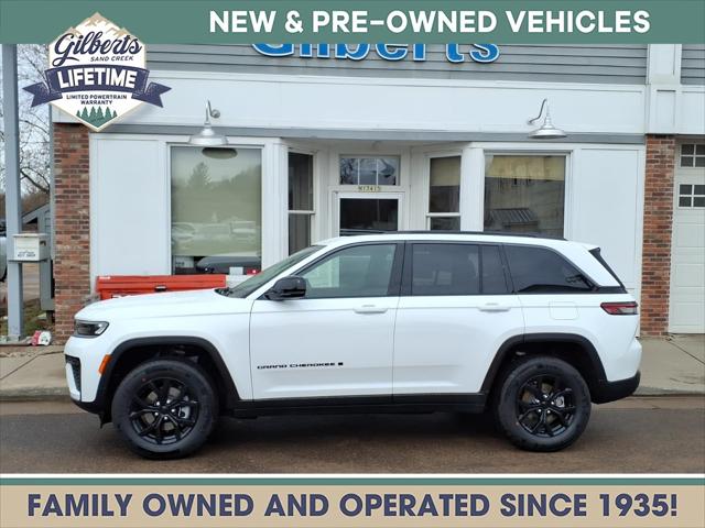 2026 Jeep Grand Cherokee Altitude 4x4 for sale in Sand Creek, WI