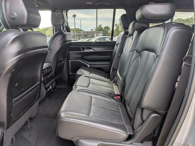 2024 Jeep Wagoneer Series II 4x2