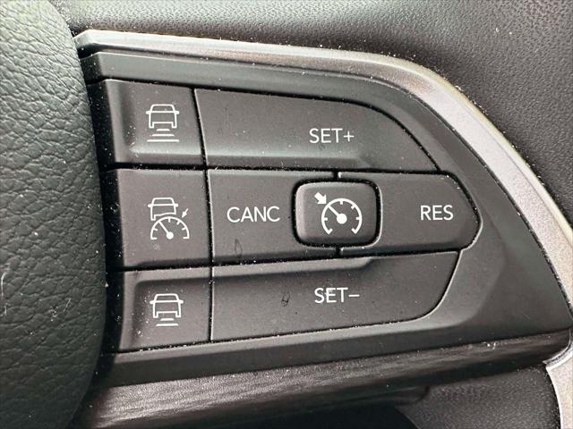 2023 Jeep Grand Cherokee L Altitude 4x4