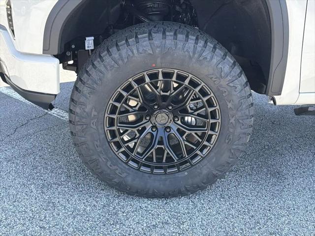 2026 GMC Sierra 1500 Crew Cab, Short Bed, AT4, 4WD
