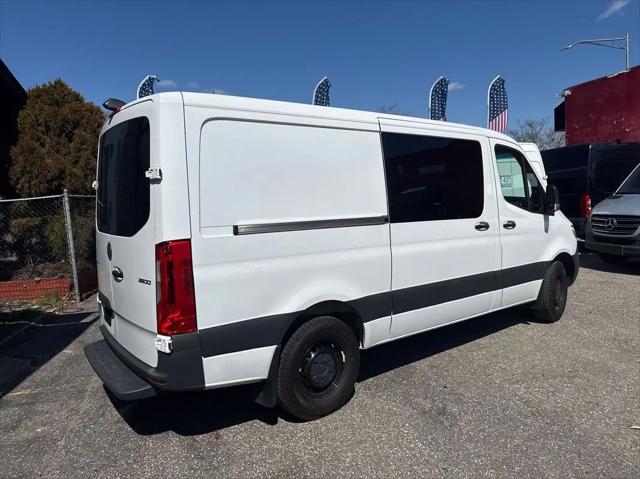 2023 Mercedes-Benz Sprinter 2500 Standard Roof 4-Cyl Gas