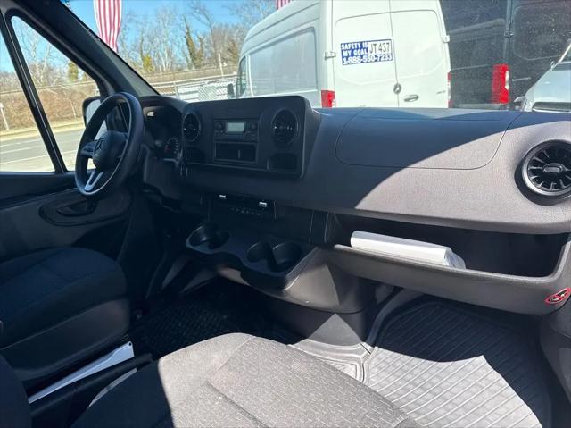 2023 Mercedes-Benz Sprinter 2500 Standard Roof 4-Cyl Gas