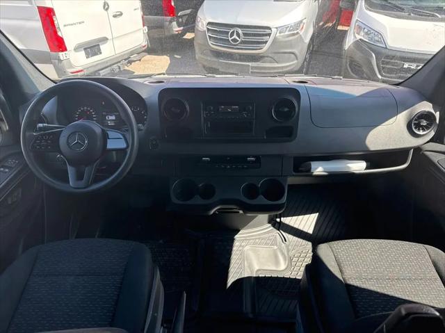 2023 Mercedes-Benz Sprinter 2500 Standard Roof 4-Cyl Gas