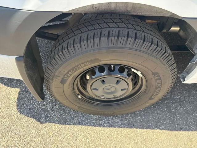 2023 Mercedes-Benz Sprinter 2500 Standard Roof 4-Cyl Gas