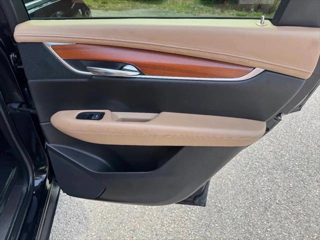 2017 Cadillac XT5 Platinum