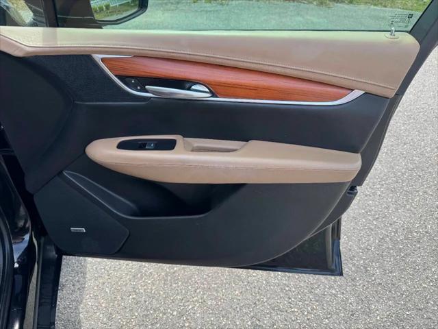 2017 Cadillac XT5 Platinum