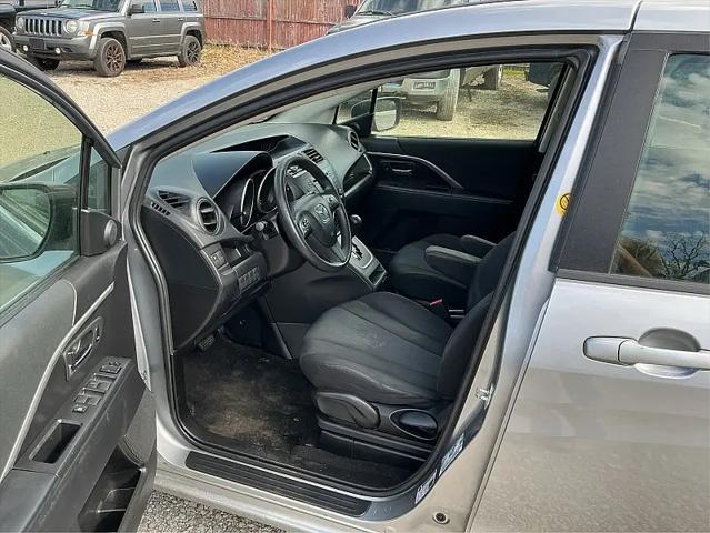 2015 Mazda Mazda5 Sport