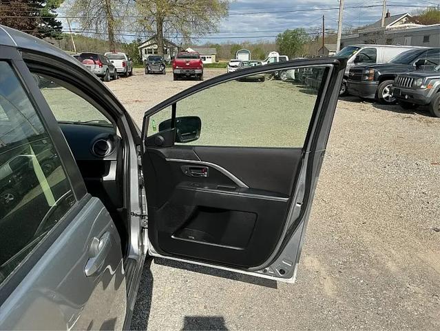 2015 Mazda Mazda5 Sport